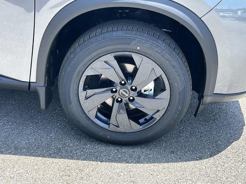 New 2026 Nissan Rogue SV FWD image 9