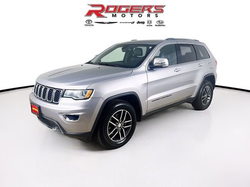 Used 2018 Jeep Grand Cherokee Limited AWD/4WD image 3