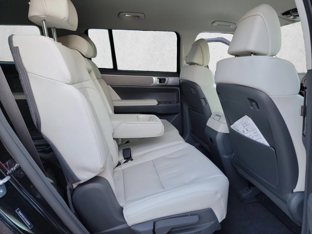 Used 2026 Hyundai Santa Fe SEL FWD image 23