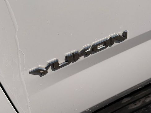 Used 2020 GMC Yukon SLT AWD/4WD image 9