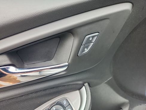 Used 2025 Chevrolet Malibu LT image 22