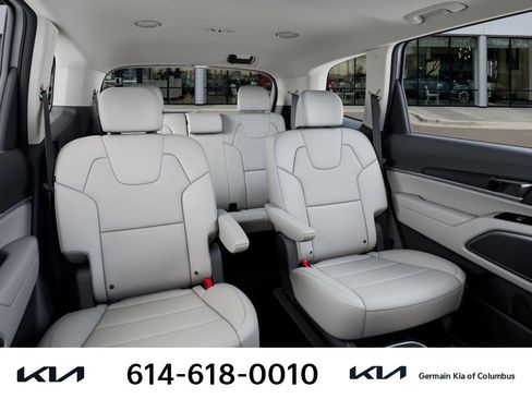 New 2025 Kia Telluride S image 19