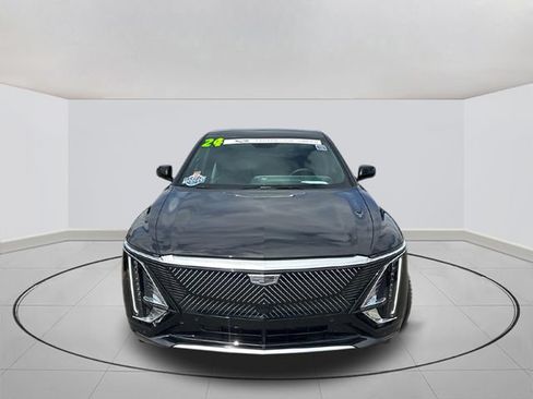 Certified 2024 Cadillac Lyriq Tech RWD image 2