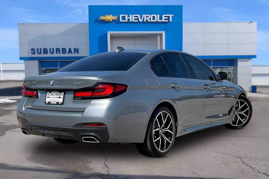 Used 2023 BMW 530i w/ M Sport Package RWD image 4