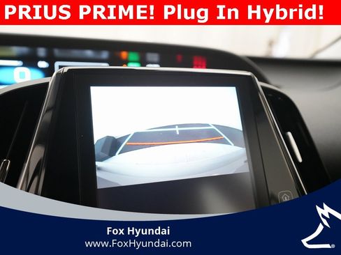 Used 2021 Toyota Prius Prime Limited w/ Carpet Mat Package (TMS) image 19