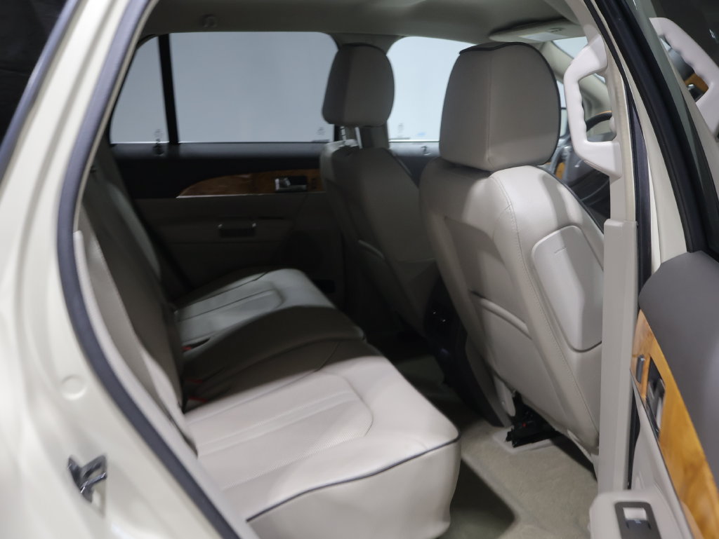 Used 2015 Lincoln MKX AWD w/ Equipment Group 101A image 21