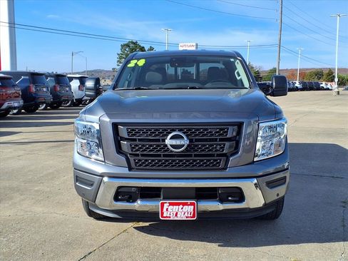 Certified 2024 Nissan Titan SV w/ SV Convenience Package image 19