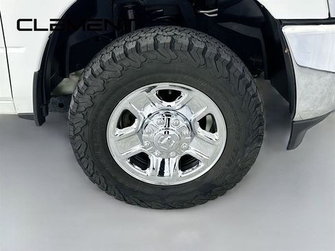 Used 2023 RAM 2500 Tradesman w/ Chrome Appearance Group AWD/4WD image 34