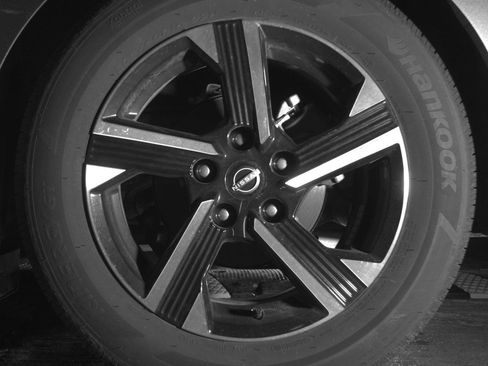 Used 2025 Nissan Sentra SV image 14