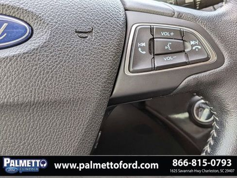 Used 2019 Ford Escape SE FWD image 25