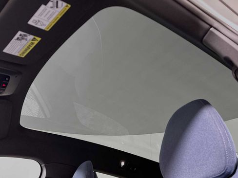 Used 2025 Volvo EX30 Ultra w/ Protection Package Premier image 20