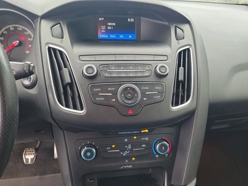 Used 2018 Ford Focus ST image 26