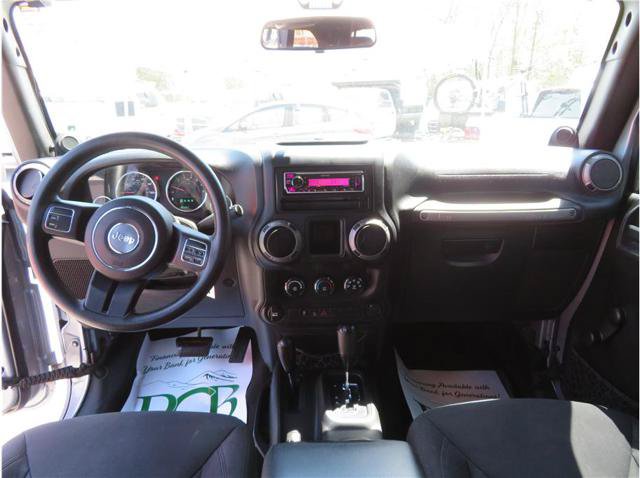 Used 2014 Jeep Wrangler Unlimited Sport AWD/4WD image 22