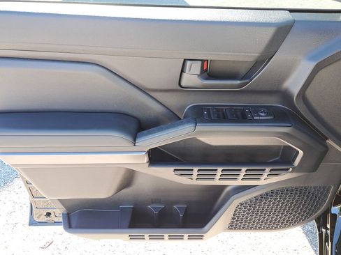 Certified 2025 Toyota 4Runner SR5 image 13