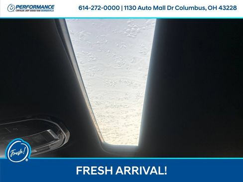 Used 2022 Jeep Grand Cherokee Overland w/ Advanced Protech Group III AWD/4WD image 26