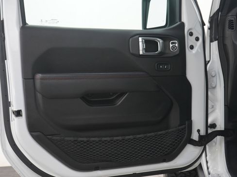 Used 2022 Jeep Gladiator Rubicon w/ Cold Weather Group image 19