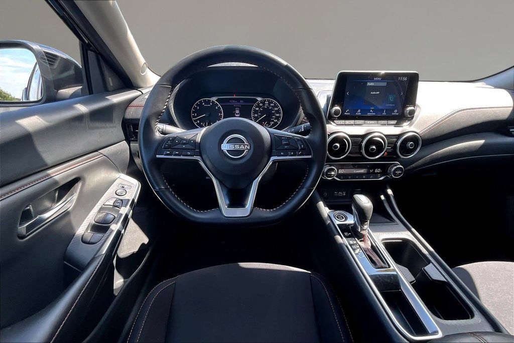 Used 2025 Nissan Sentra SR FWD image 8