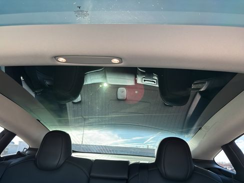 Used 2018 Tesla Model 3 Long Range image 22