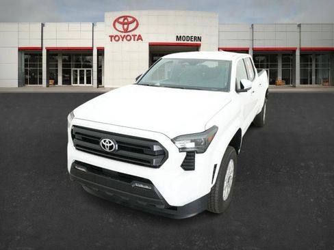 New 2025 Toyota Tacoma SR5 image 5