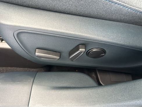 Used 2025 Ford Maverick XLT w/ XLT Luxury Package image 33