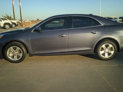 Used 2013 Chevrolet Malibu LT image 2