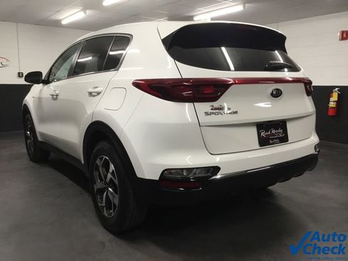 Used 2021 Kia Sportage LX image 8