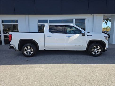Certified 2024 GMC Sierra 1500 SLT image 7