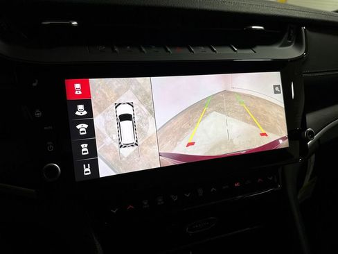 New 2026 Jeep Grand Cherokee Limited image 16