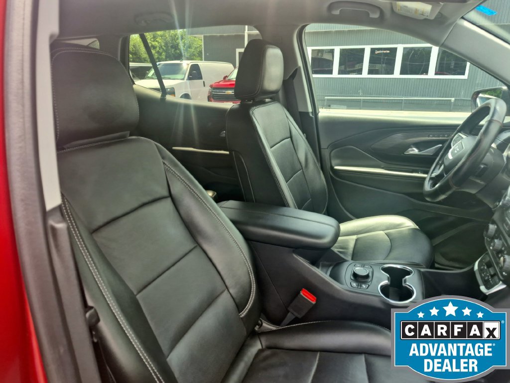 Used 2024 GMC Terrain SLT w/ Elevation Edition FWD image 25