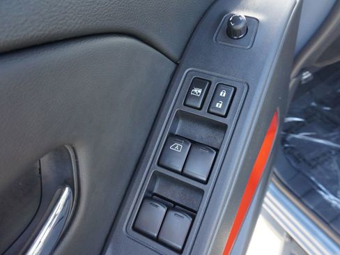 Certified 2025 Nissan Frontier PRO-4X image 15