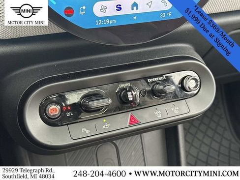 Certified 2025 MINI Cooper S image 31