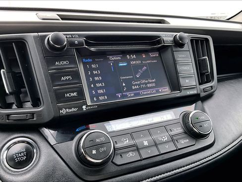 Used 2017 Toyota RAV4 XLE image 34