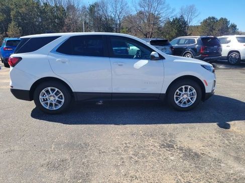 Used 2023 Chevrolet Equinox LT image 6