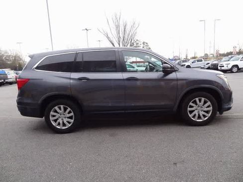 Used 2019 Honda Pilot LX image 6