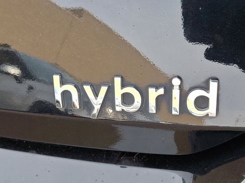 Used 2022 Hyundai Elantra Limited w/ Cargo Package image 30