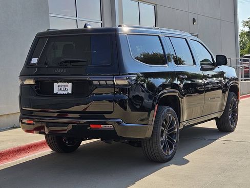 New 2026 Jeep Grand Wagoneer Summit AWD/4WD image 3