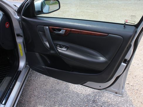 Used 2006 Volvo S60 2.5T FWD image 29