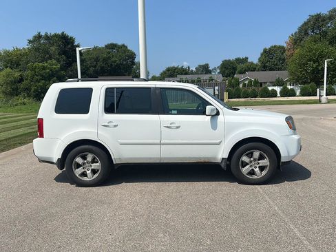 Used 2011 Honda Pilot EX image 2