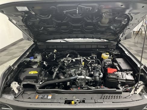 New 2025 Ford Bronco 4-Door image 23