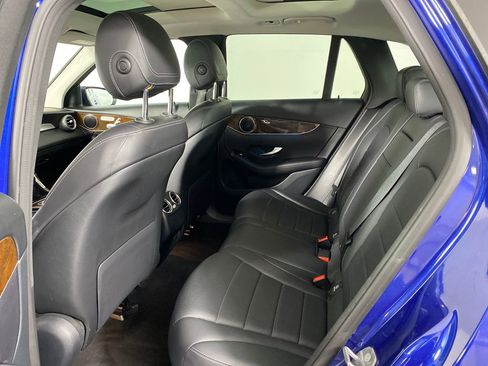 Used 2019 Mercedes-Benz GLC 300 4MATIC image 27