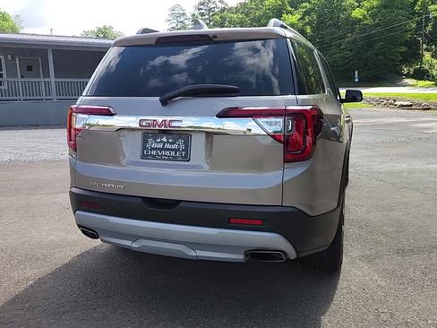 Used 2023 GMC Acadia SLT image 7