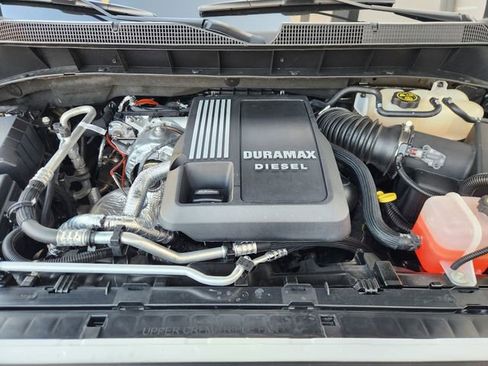 Used 2023 Chevrolet Silverado 1500 High Country image 29