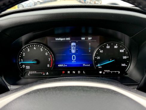 Certified 2022 Ford Explorer XLT w/ Equipment Group 202A image 43