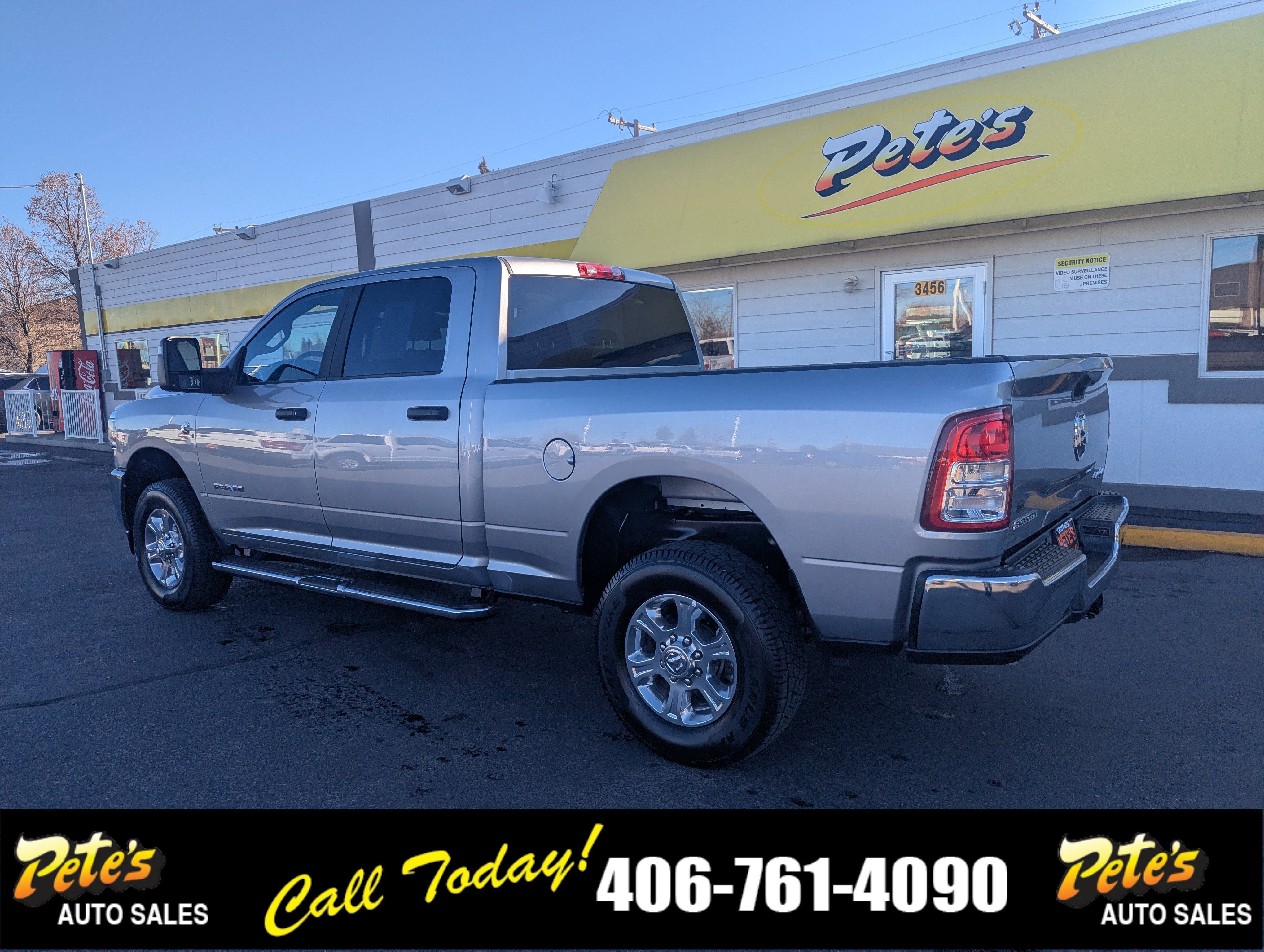 Used 2024 RAM 2500 Big Horn AWD/4WD image 2