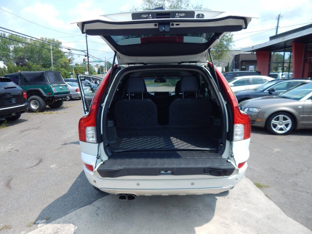 Used 2013 Volvo XC90 3.2 R-Design AWD/4WD image 24