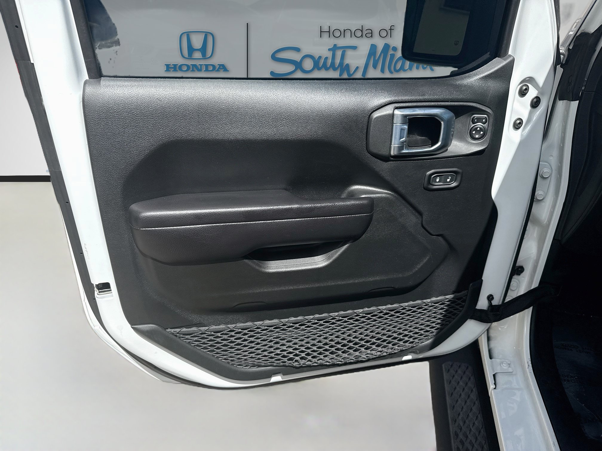 Used 2021 Jeep Gladiator Mojave AWD/4WD image 19