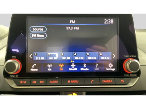 Used 2024 Nissan Altima 2.5 SV FWD image 31