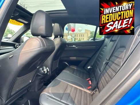 Used 2020 Alfa Romeo Stelvio Ti Sport AWD/4WD image 38