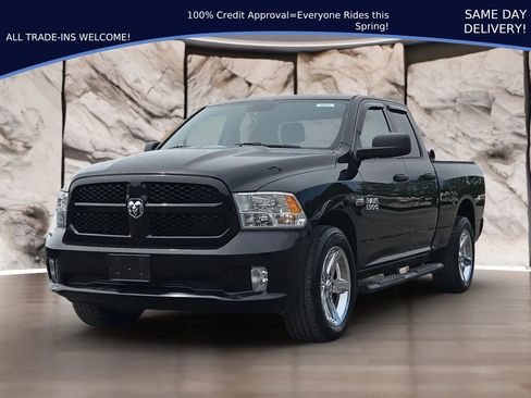 Used 2017 RAM 1500 Express AWD/4WD image 1