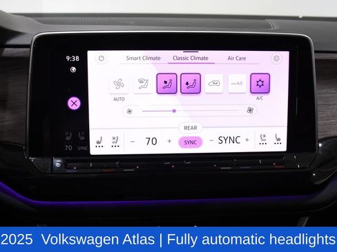 Used 2025 Volkswagen Atlas SEL AWD/4WD image 20